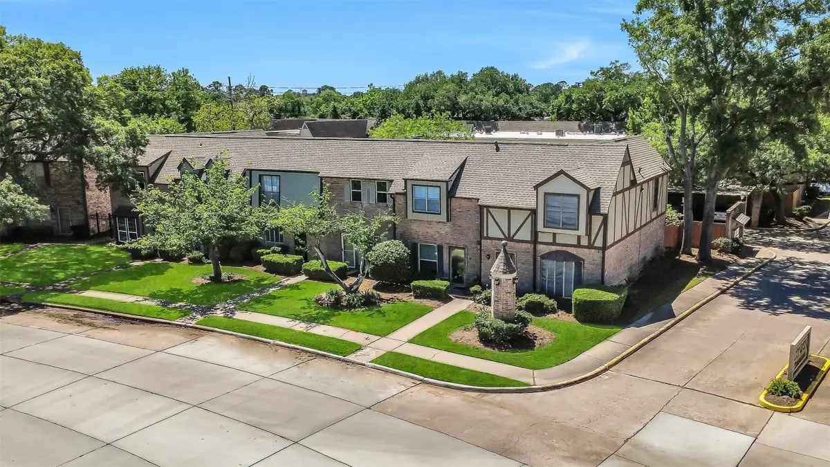 14703 Barryknoll Lane #11, Houston, TX 77079 - #1