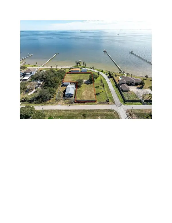 514 3rd Street, San Leon, TX 77539