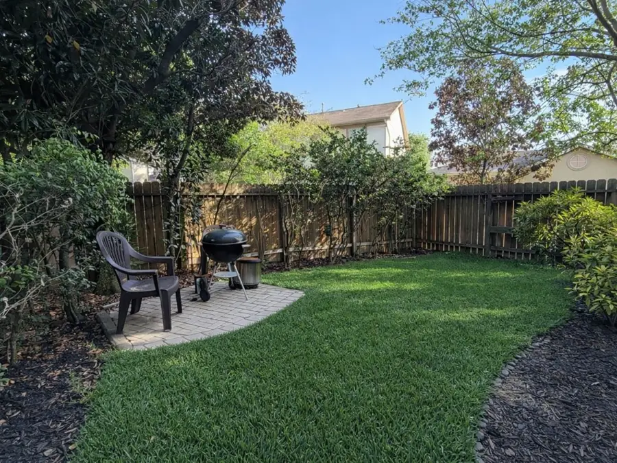 3002 Clearview Circle, Houston, TX 77025 - #3