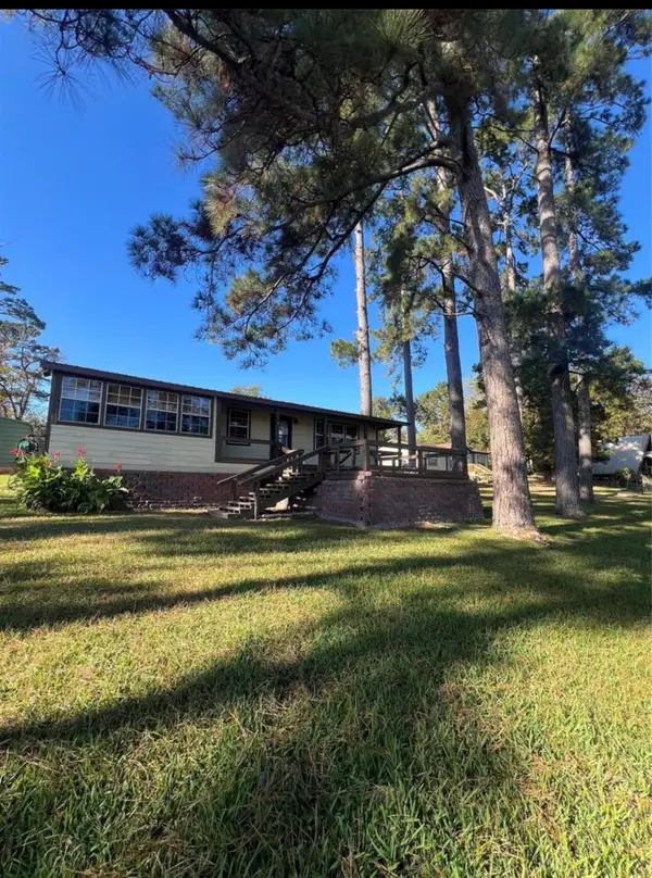 2 Lee Drive, Huntsville, TX 77320