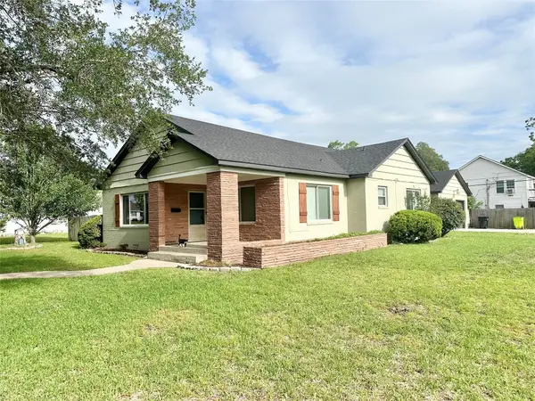 2527 Avenue G, Rosenberg, TX 77471