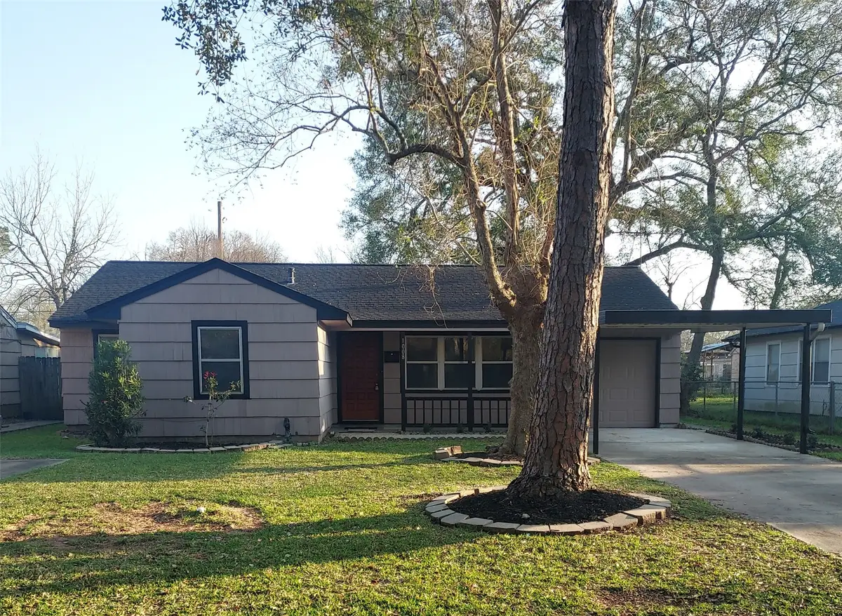 1008 Meadowlane Street, Angleton, TX 77515 - #1