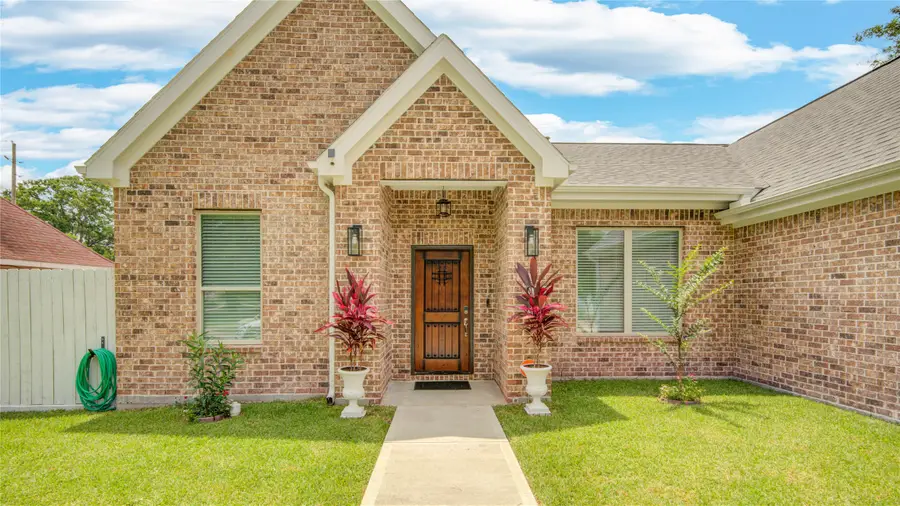 11707 Barwood Bend Drive, Houston, TX 77065 - Image #2