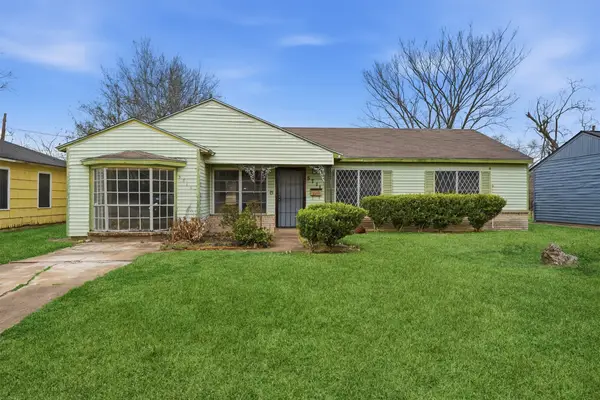 5711 Belmark Street, Houston, TX 77033