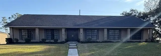 8 Bayou Bend Place, Beaumont, TX 77706 - #2