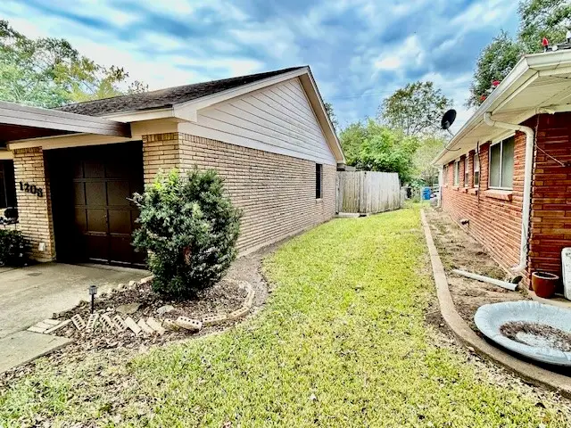 1208 Miles Street, Rosenberg, TX 77471 - Image #3