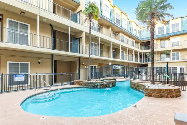 921 Marine Drive #226, Galveston, TX 77550