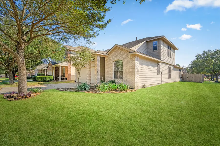 11539 Stonepine Meadow Court, Tomball, TX 77375 - Image #3