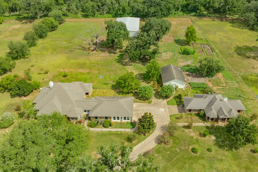 2418 Majestic Oaks Court, Rosharon, TX 77583 - #2