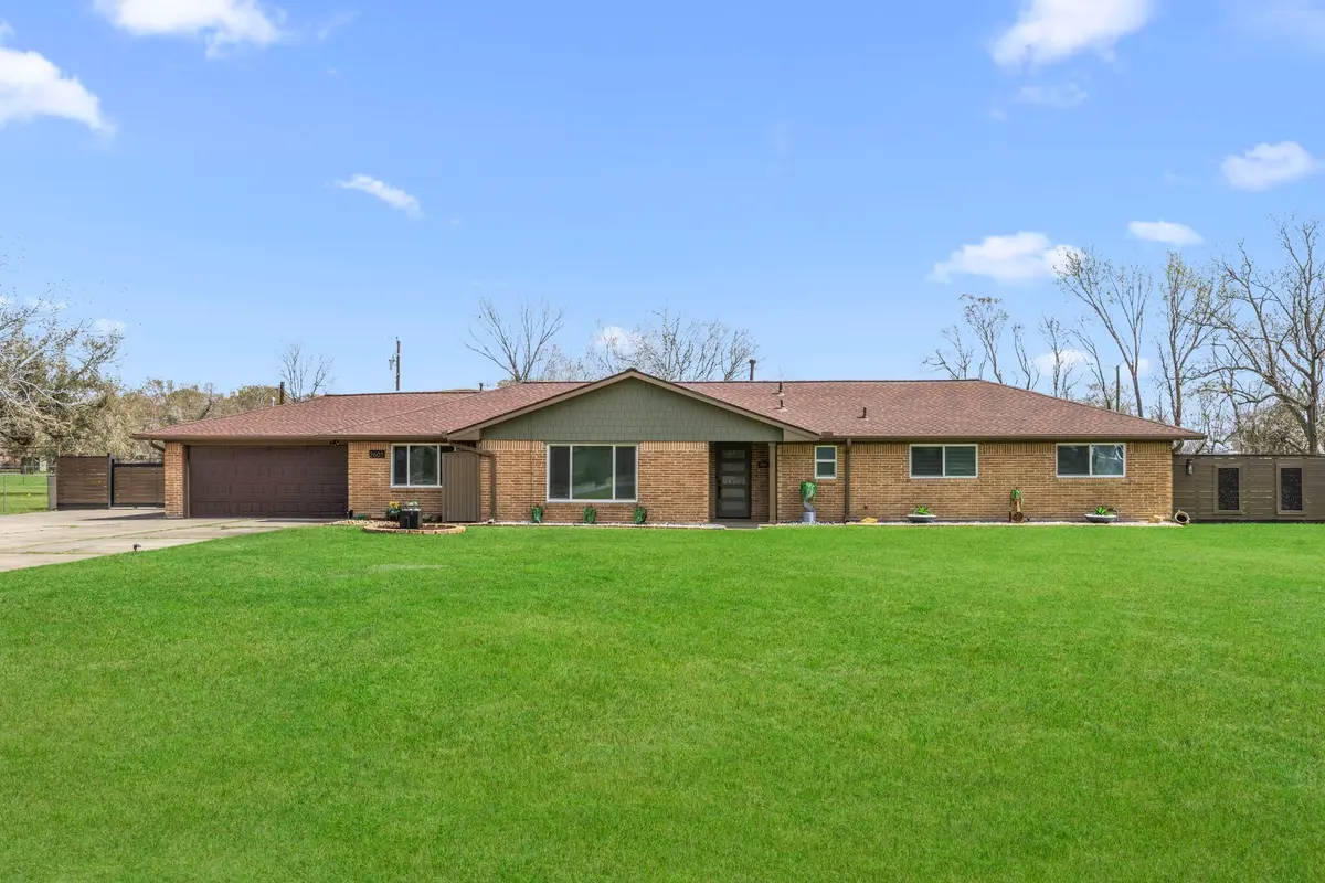 2601 Lazy Bend Street, Pearland, TX 77581 - #1