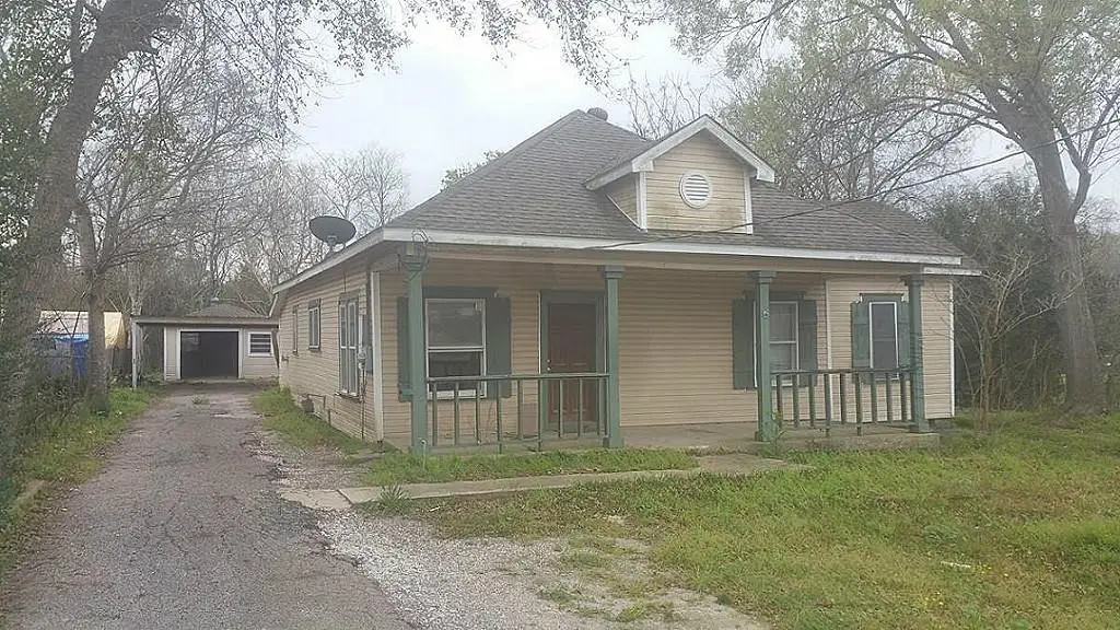 302 Kernohan Street, Crosby, TX 77532 - Image #1