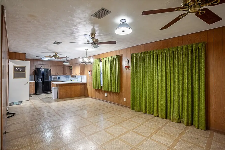 15853 Phend Road, Hamshire, TX 77622 - Image #3