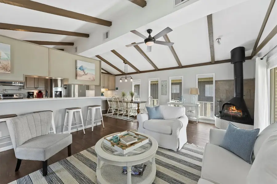 16603 Jamaica Cove Road, Jamaica Beach, TX 77554 - Image #2