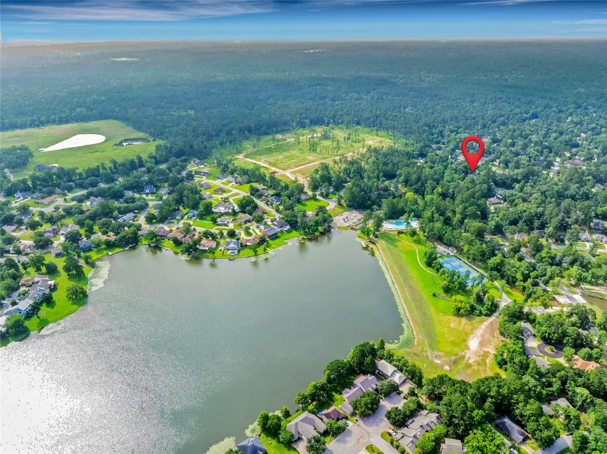 1728 E Lake Drive, Huntsville, TX 77340 - #1