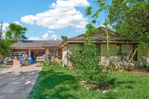 12714 Dermott Drive, Houston, TX 77065