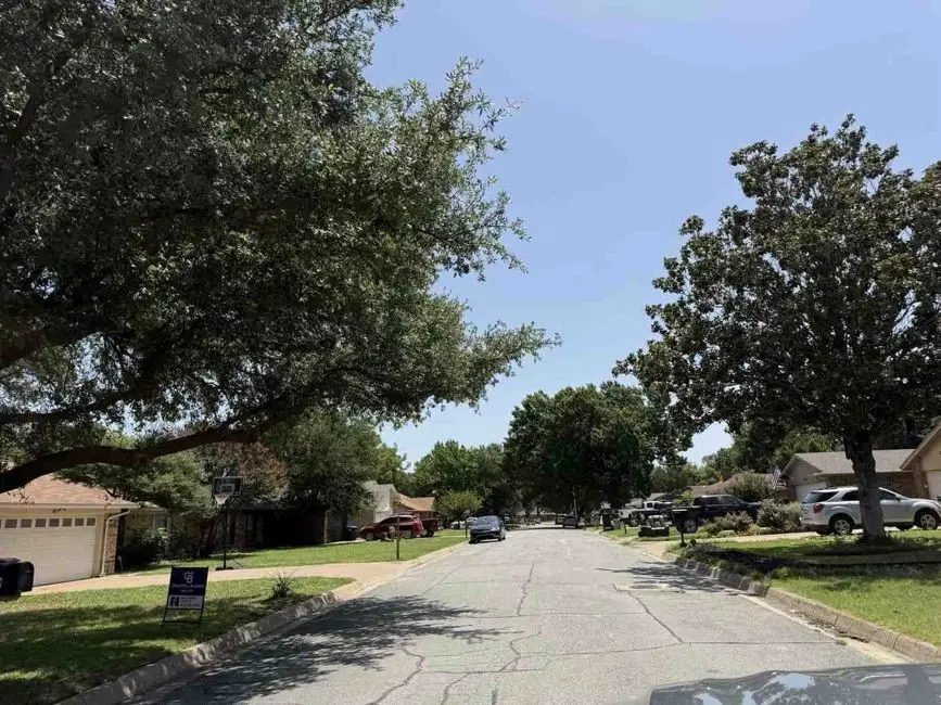 2820 Whitehurst Drive, Fort Worth, TX 76133 - #3