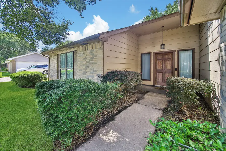 2820 Sugar Wood Drive, League City, TX 77573 - #2