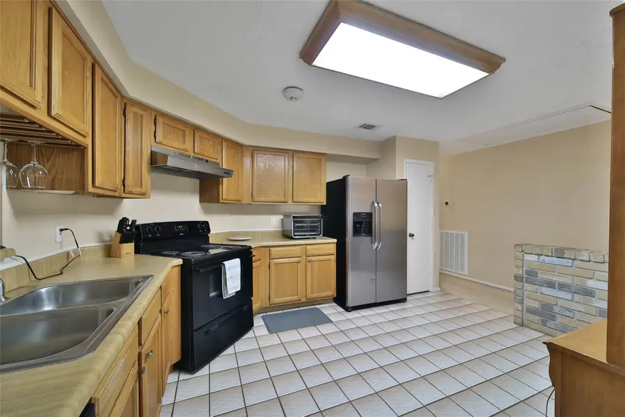 2820 Sugar Wood Drive, League City, TX 77573 - #3