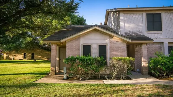 1911 Country Village Boulevard #A, Humble, TX 77338