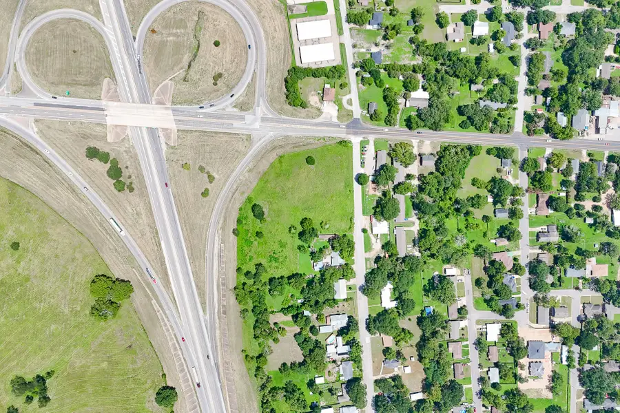 102 S Dixie Street, Brenham, TX 77833 - Image #3