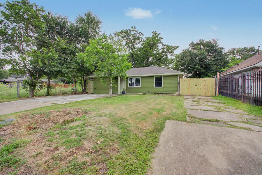 5505 Southlea Street, Houston, TX 77033 - #2