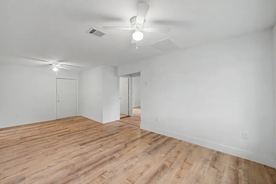 5505 Southlea Street, Houston, TX 77033 - #3