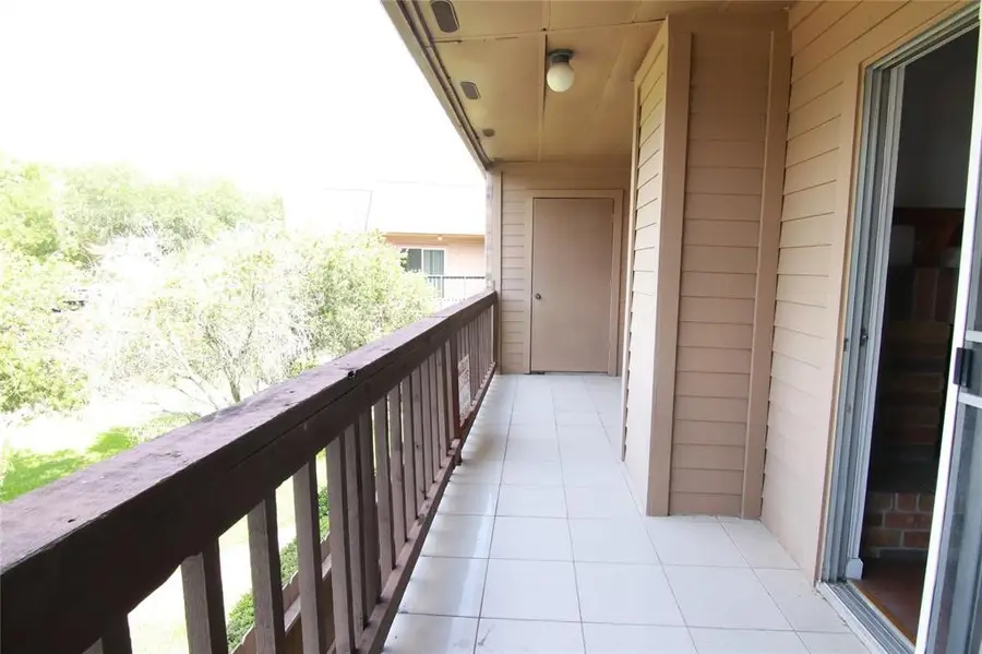 10555 Turtlewood Ct #1001, Houston, TX 77072 - #2