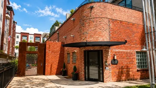 1717 W Webster Street #F, Houston, TX 77019