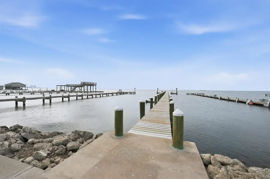 7712 Channelview Drive, Galveston, TX 77554 - #2