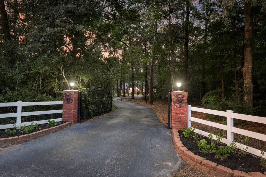 10857 Lake Forest Drive, Conroe, TX 77384 - #2
