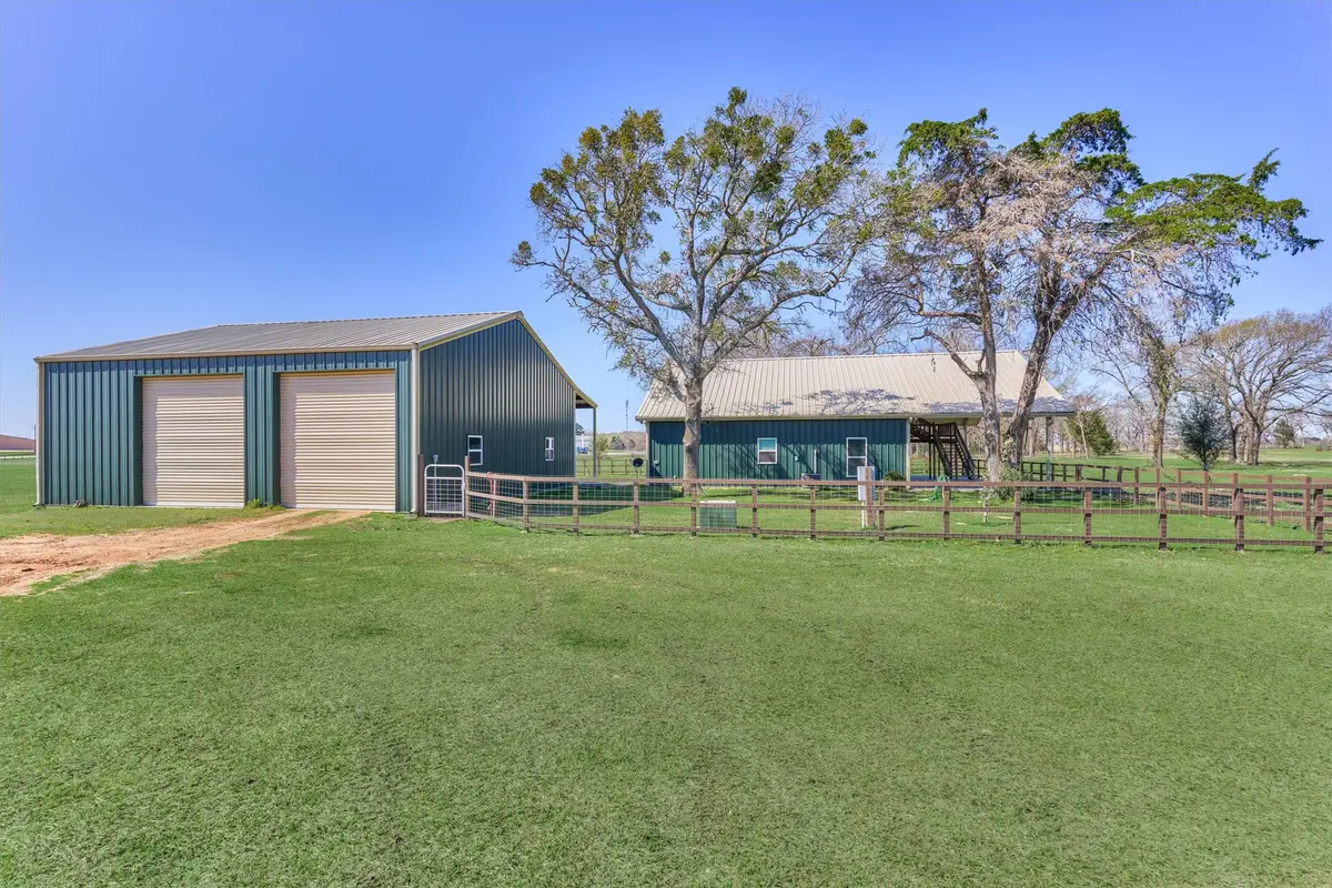 3792 County Road 305, Buffalo, TX 75831 - #1