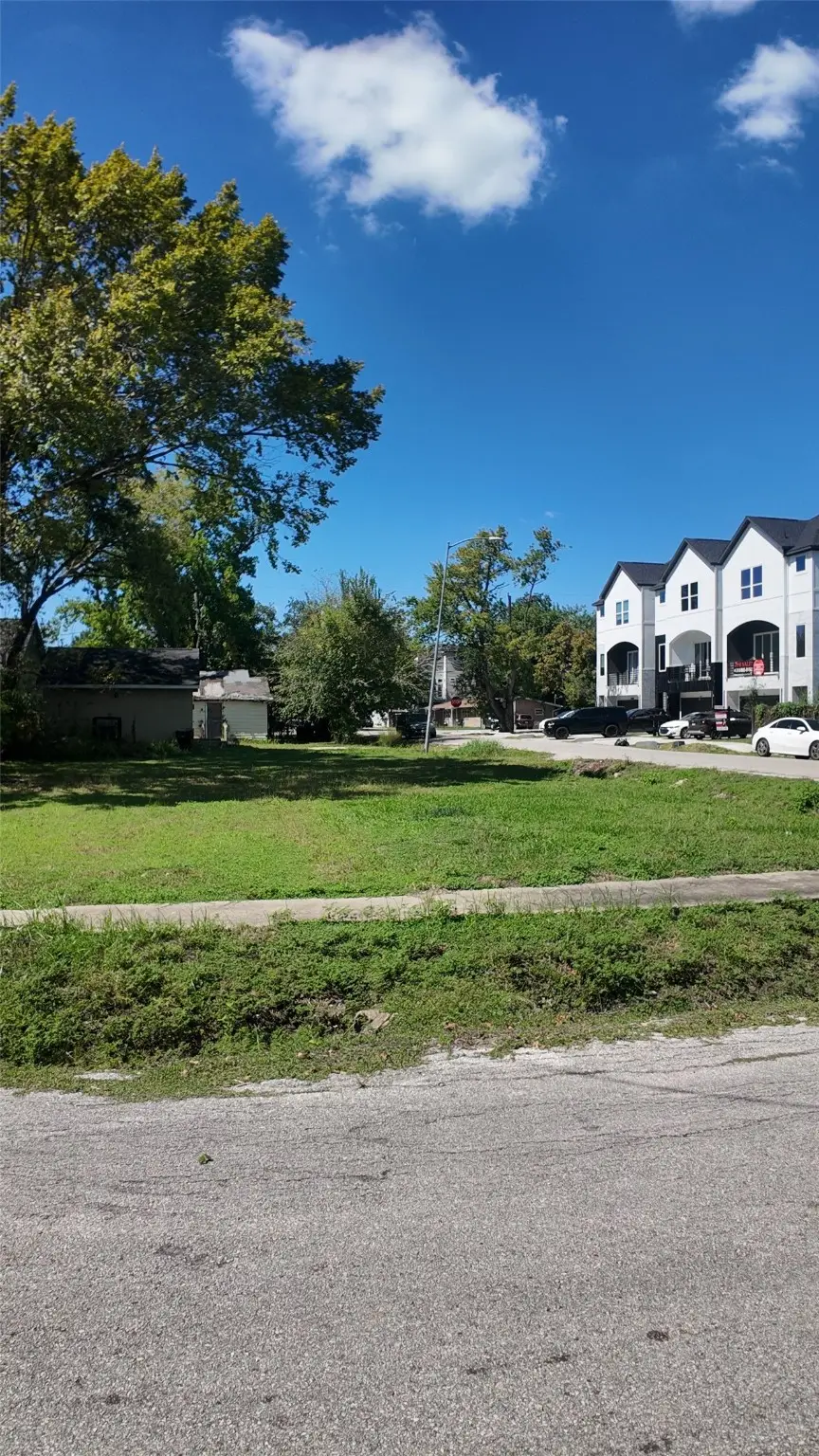 6802 England Street, Houston, TX 77021 - Image #2