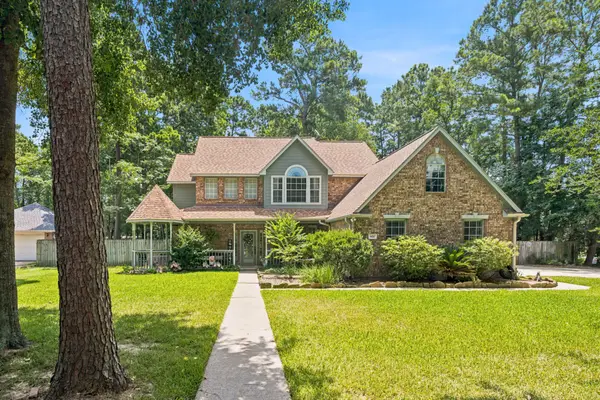 402 Fairbanks Drive, Magnolia, TX 77354
