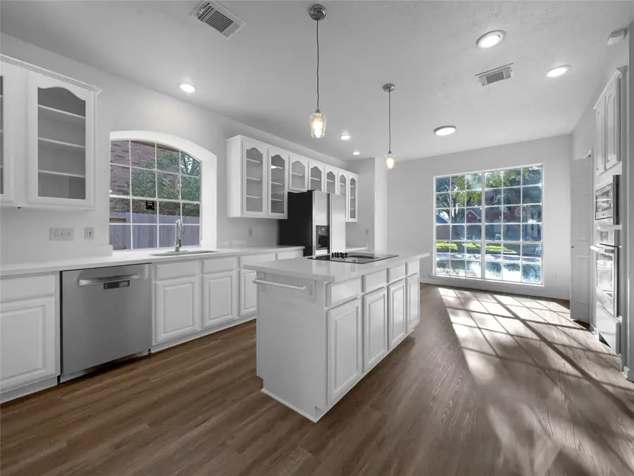 4111 Village Corner Drive, Pasadena, TX 77059 - Image #2