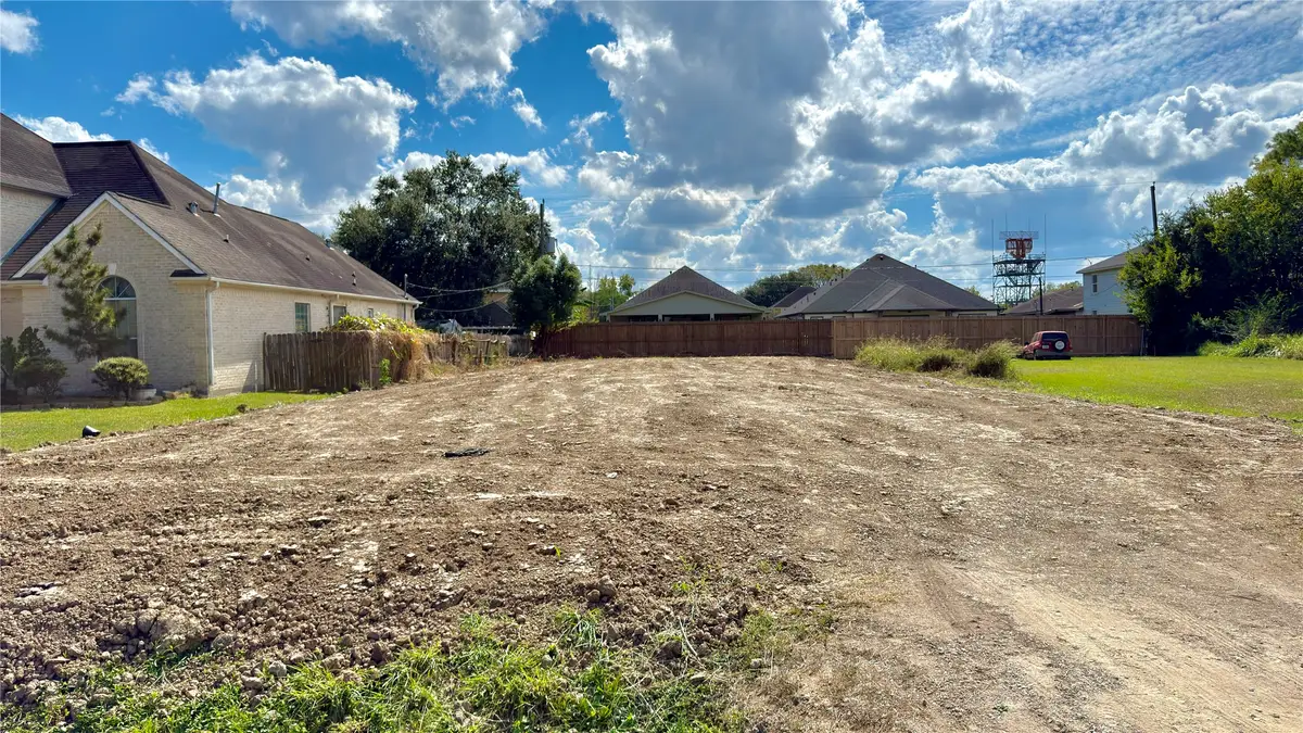 8318 Swiftwater Street, Houston, TX 77075 - Image #1