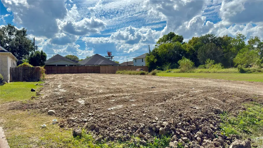 8318 Swiftwater Street, Houston, TX 77075 - Image #3