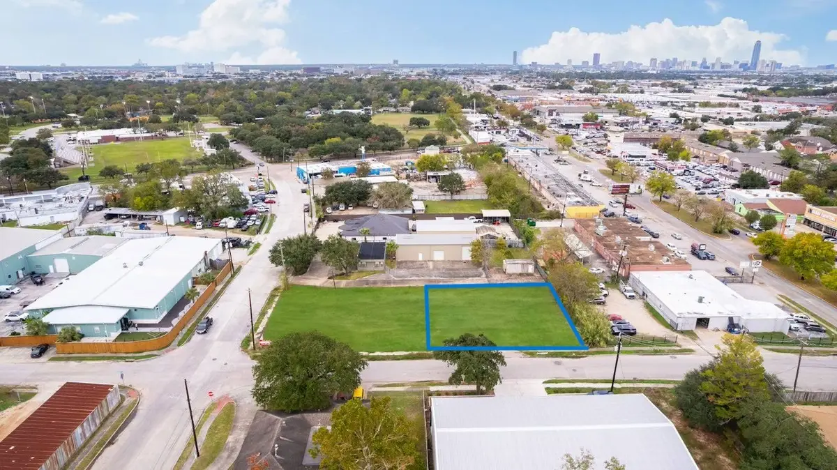 8021 Dunlap Street, Houston, TX 77074 - #1