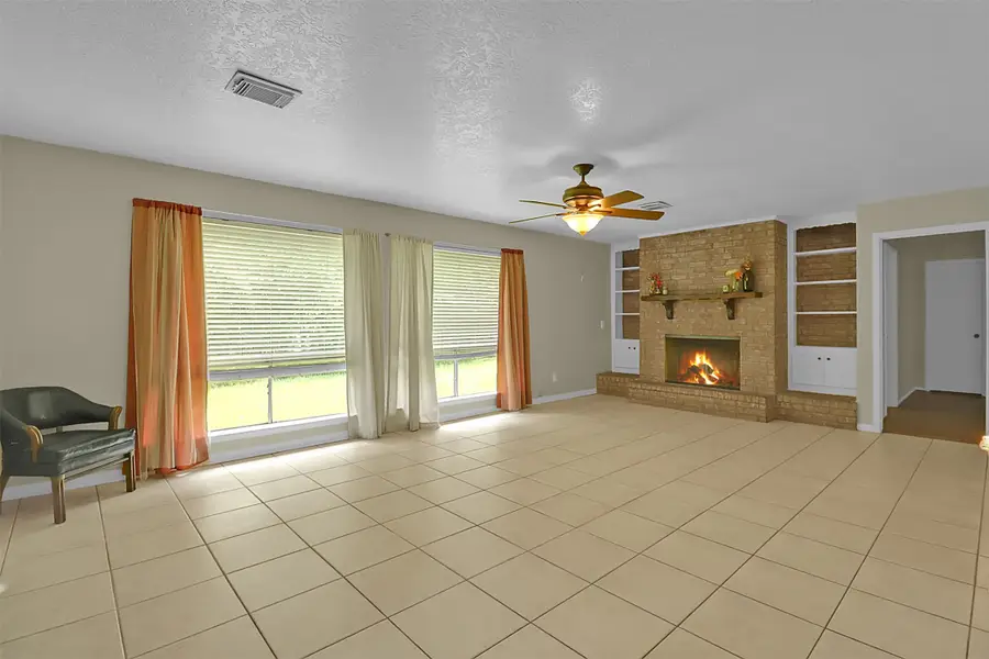 4205 Lariat Drive, Baytown, TX 77521 - #3