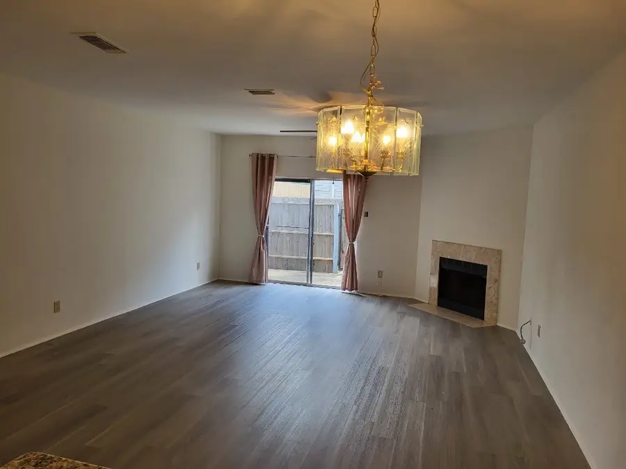 7649 Cambridge Street #7649, Houston, TX 77054 - Image #2