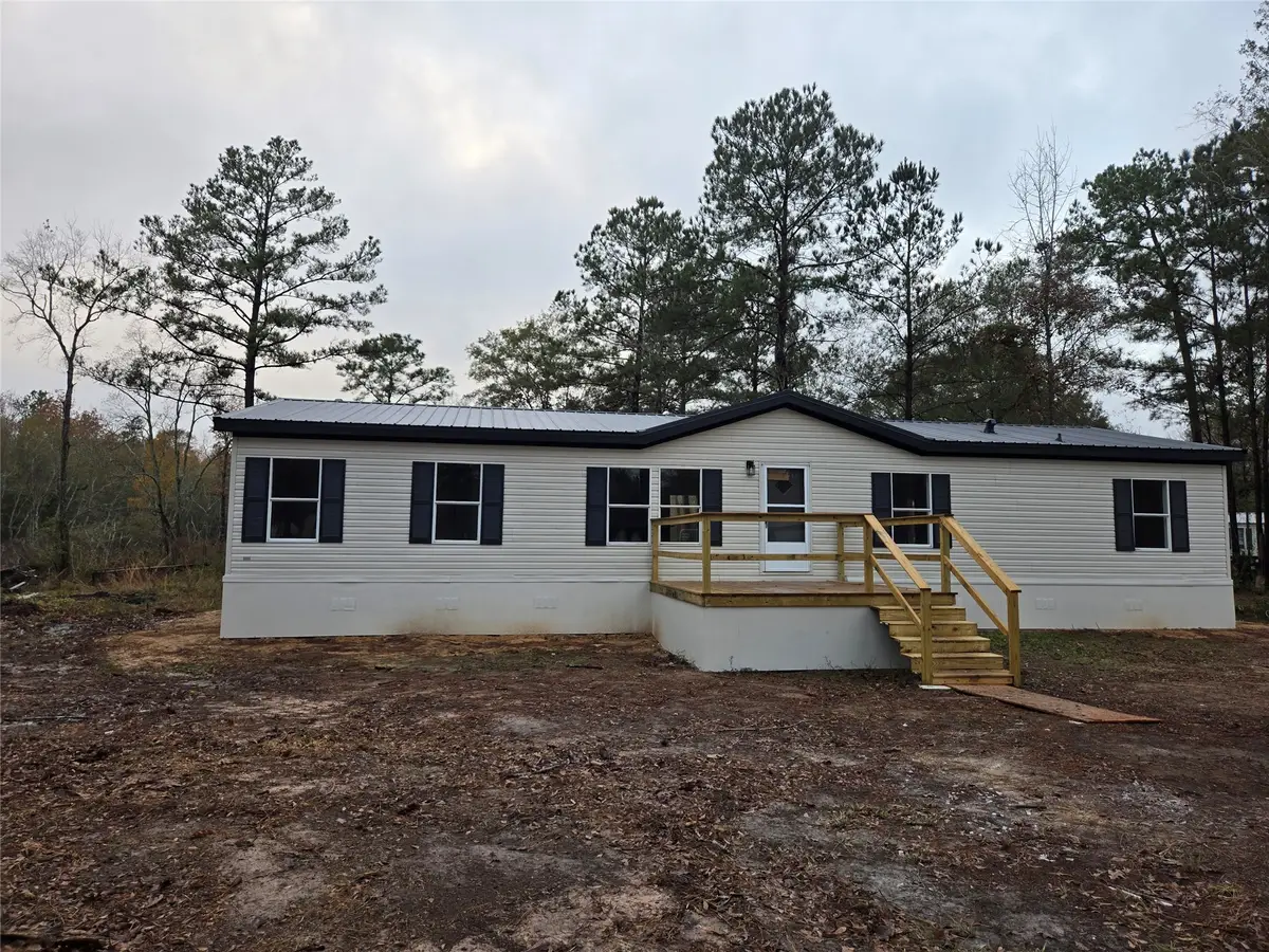 210 S Southwind Trails, Cleveland, TX 77328 - #1