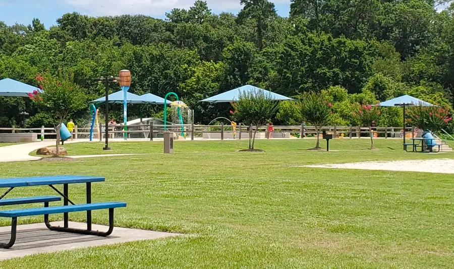 939 Avenue J Pl, Conroe, TX 77301 - #3