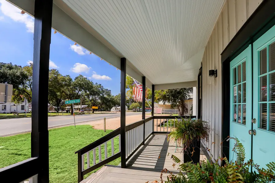 108 N Washington Street, Round Top, TX 78954 - #3