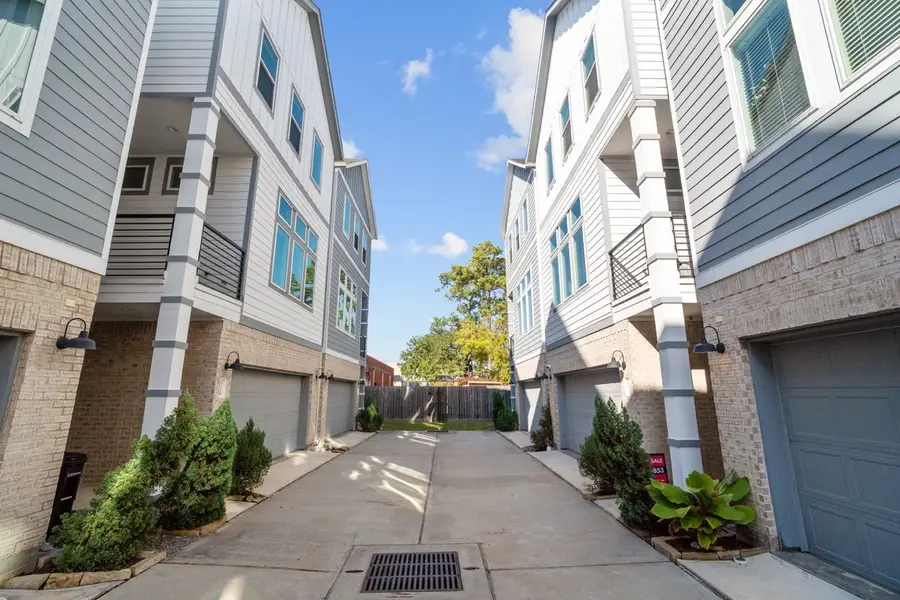 622 Janisch Road #F, Houston, TX 77018 - Image #2