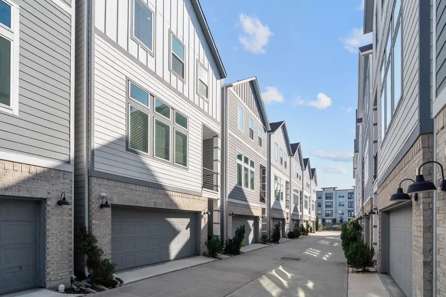 622 Janisch Road #F, Houston, TX 77018 - Image #3