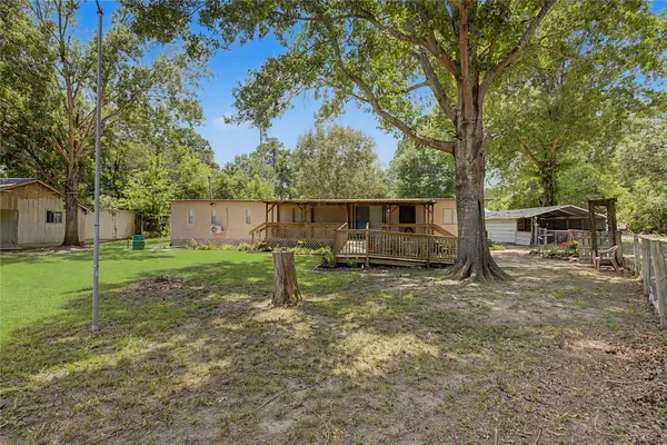 65 Brazil Boulevard, Huntsville, TX 77320
