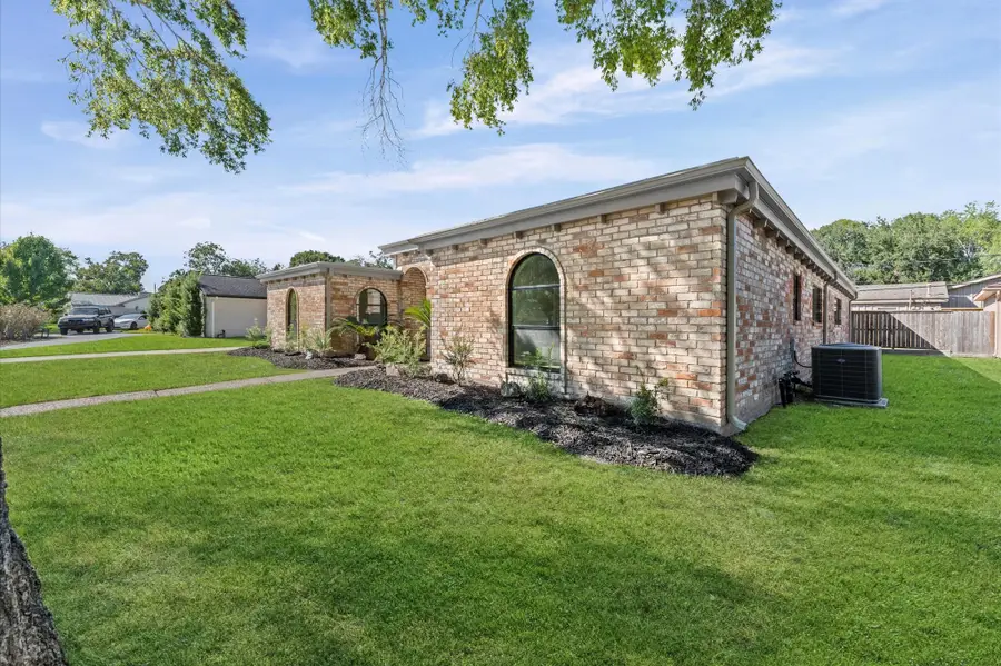 5634 Jason Street, Houston, TX 77096 - #3