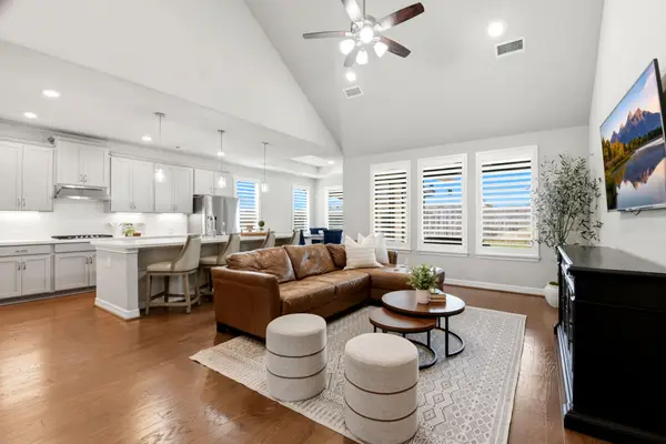 30910 Laurel Creek Lane, Conroe, TX 77385