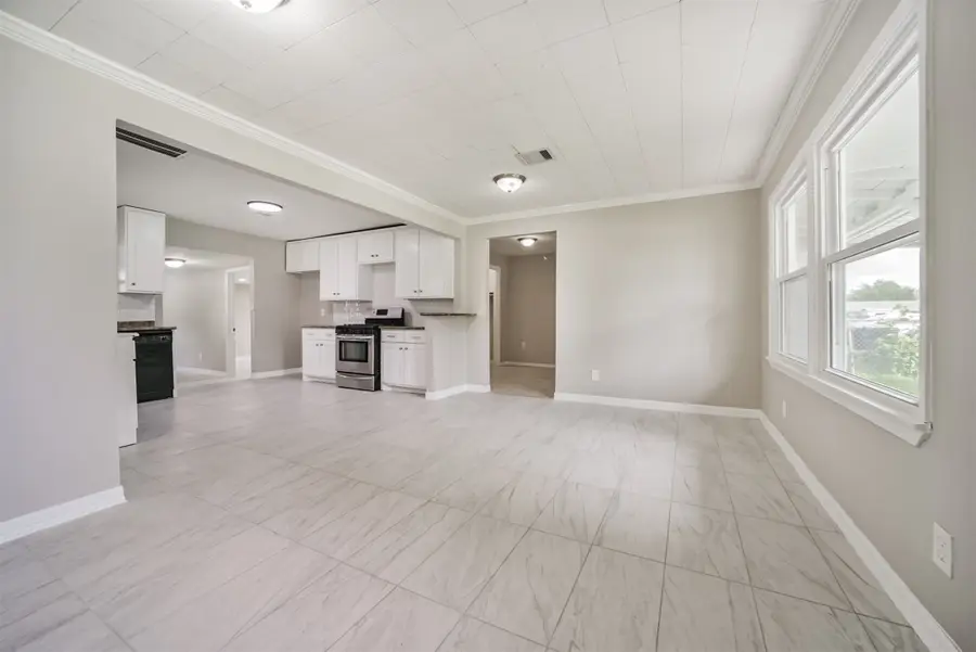 538 Pecan Drive, South Houston, TX 77587 - #2