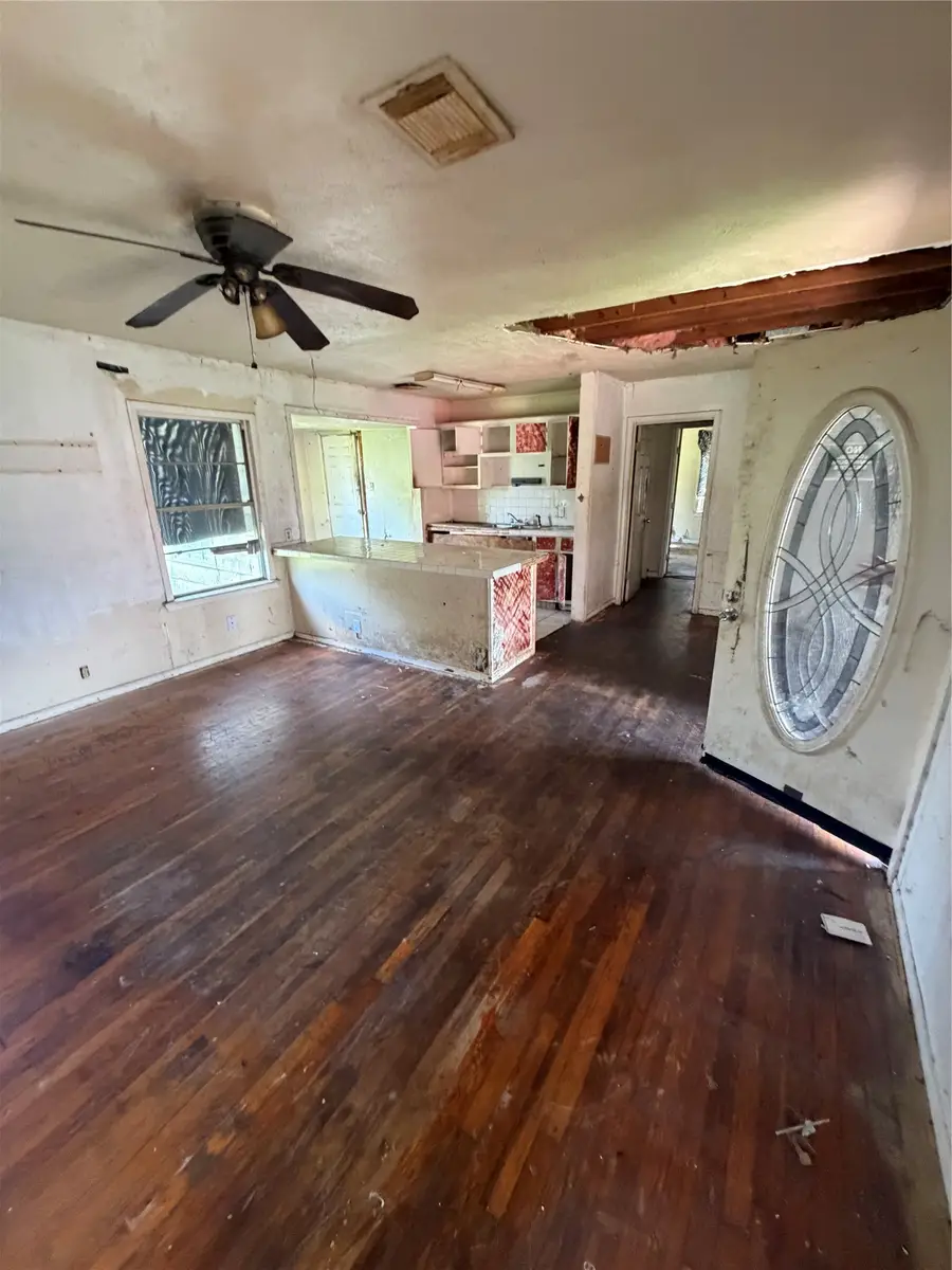 411 Trichelle Street, Pasadena, TX 77506 - #2