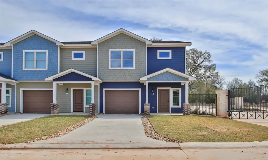 14010 Longstreet Rd #14, Willis, TX 77318 - #2